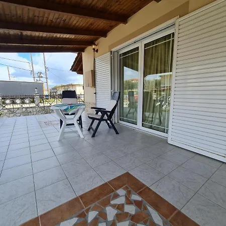 Myrtia * Πύργος