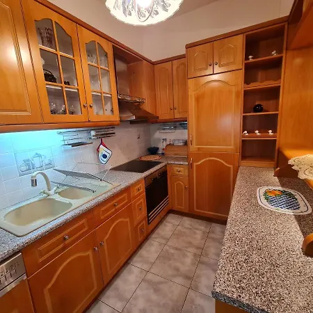 Myrtia Apartamento *
