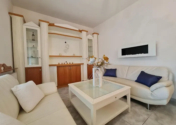 Myrtia Appartamento Pírgos